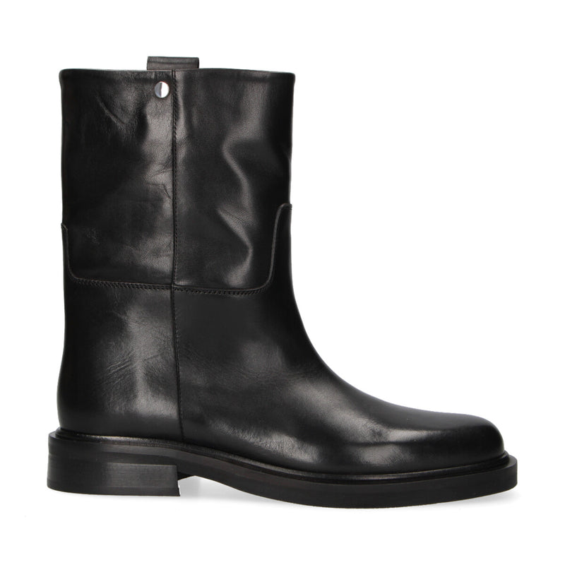 Poeve Poeve boots Liva in pelle nera