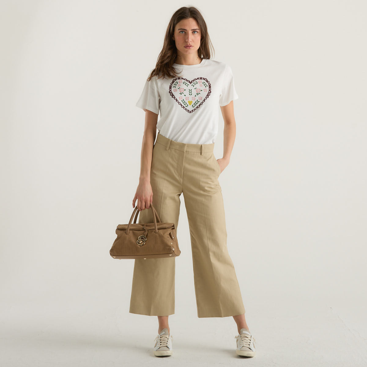 Weekend MaxMara t-shirt bianca stampa grafica cuore