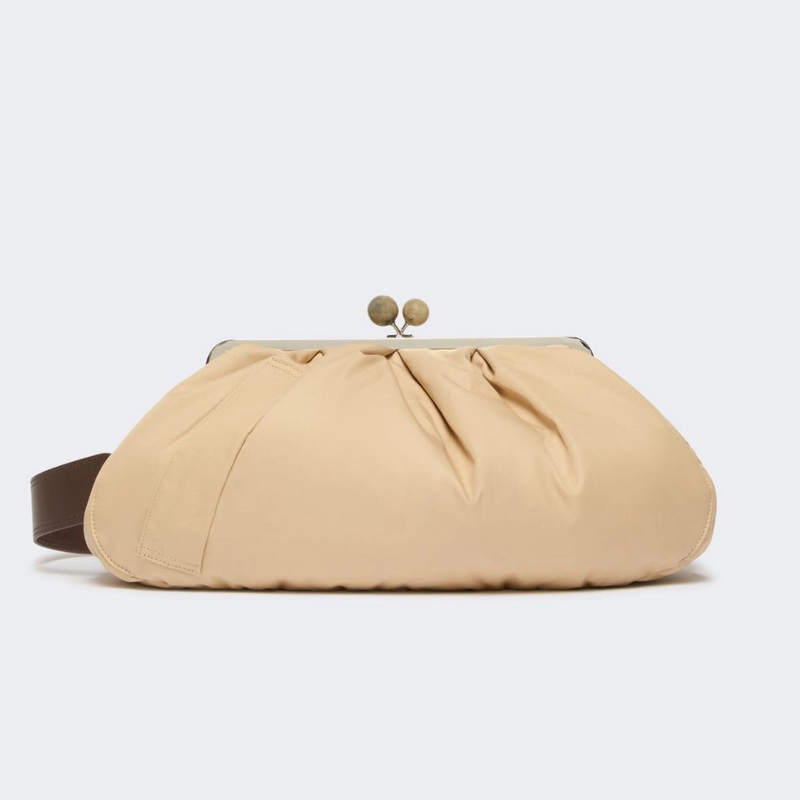 MaxMara borsa Pasticcino large beige in gabardina tecnica imbottita