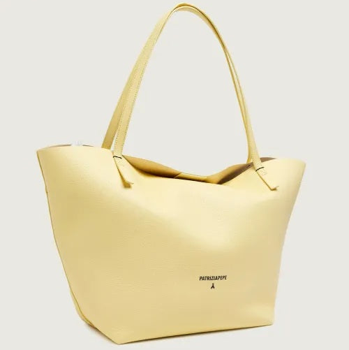 Patrizia Pepe borsa Shopping Never Complete in pelle martellata gialla