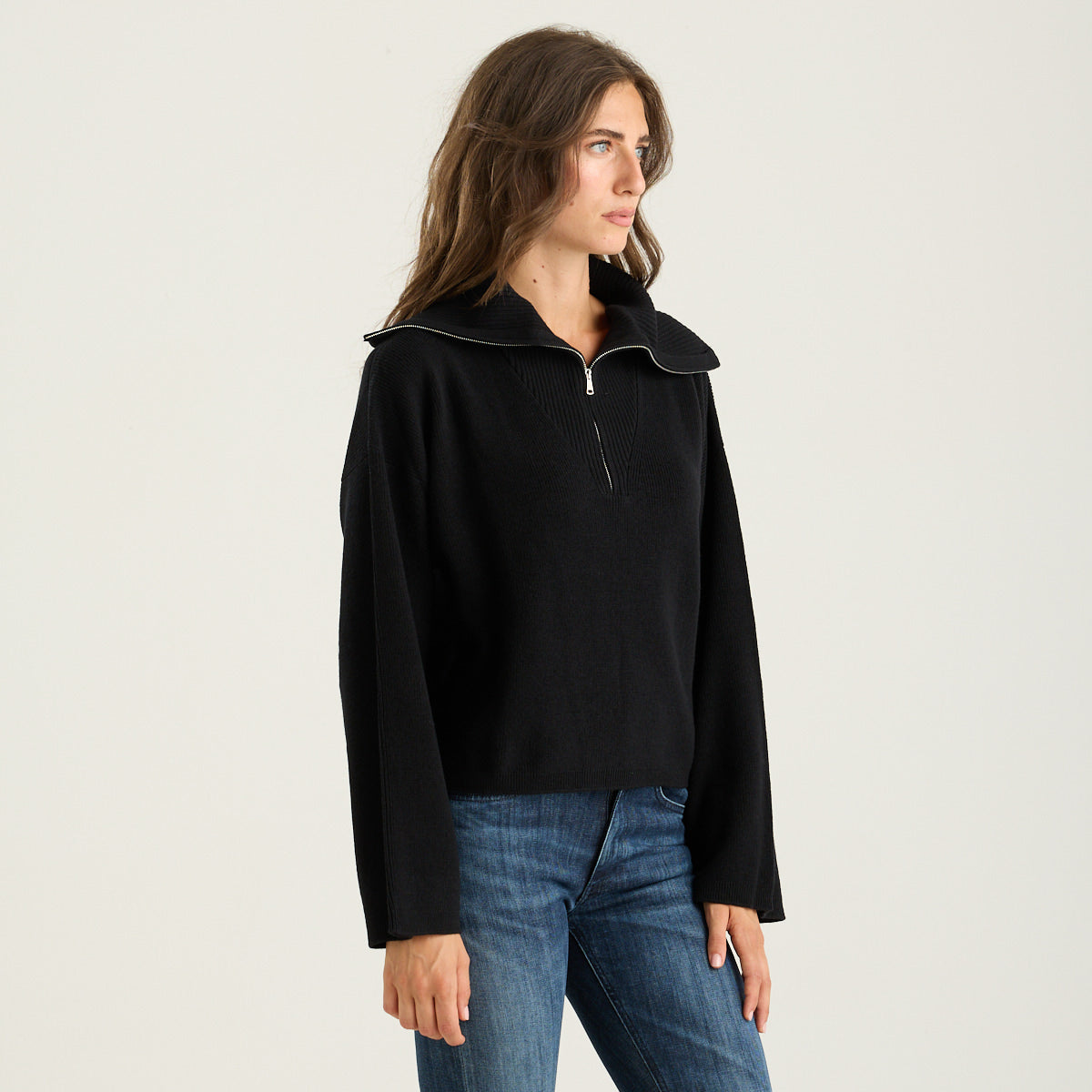 Solotre maglione girocollo in tessuto nero