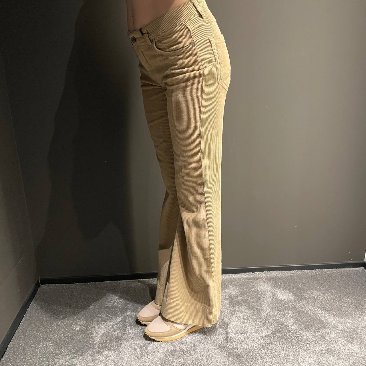 Souvenir pantalone a coste in velluto marrone