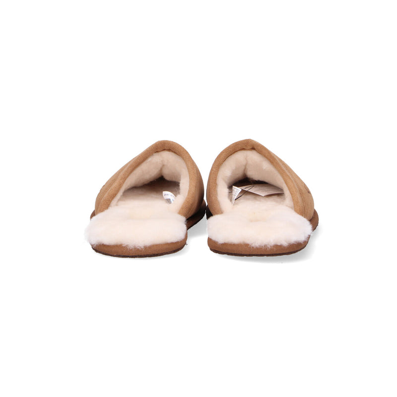 UGG ciabatta modello Scuff cuoio