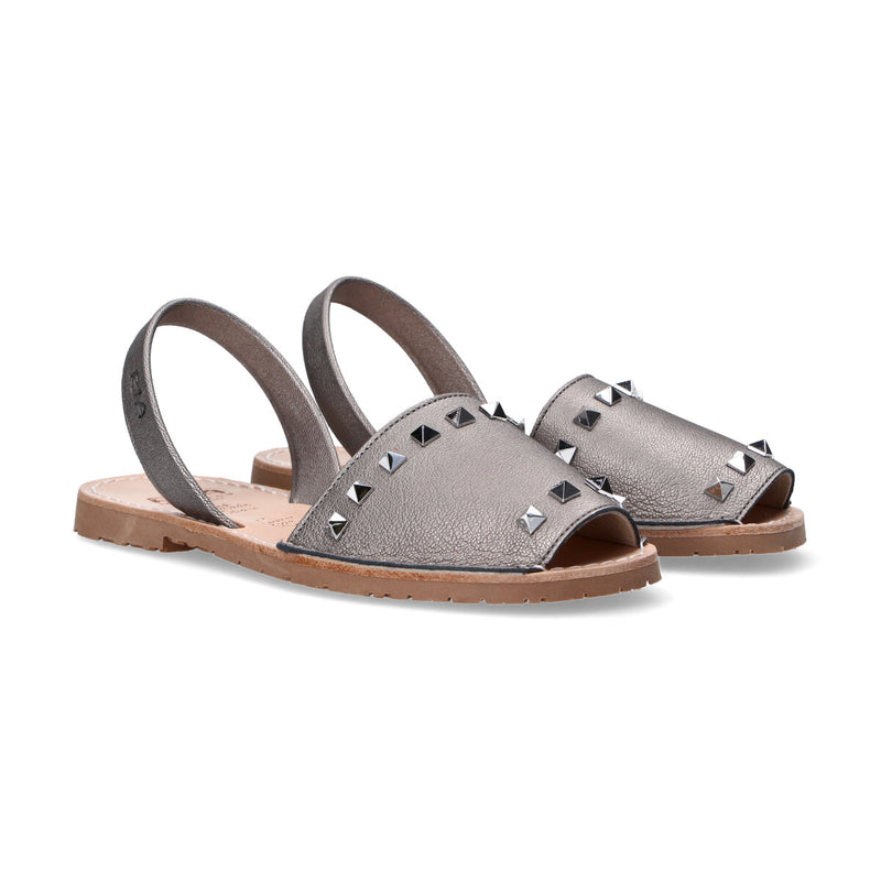 Ria Menorca sandal with studs