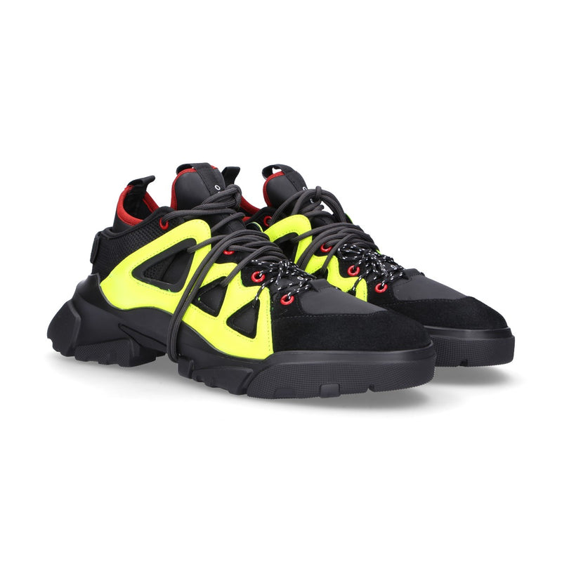 MCQ Sneakers Mid-Top Orbyt