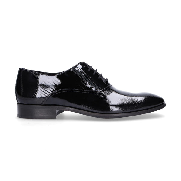 Elegant Jackal shoe