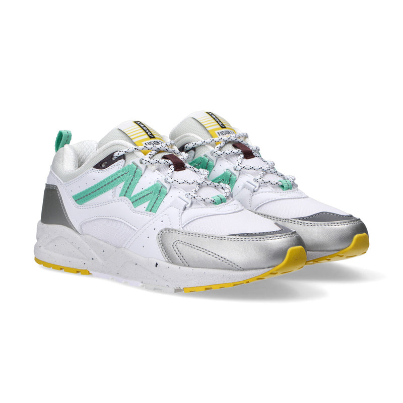Sneakers Karhu modello Fusion 2.0